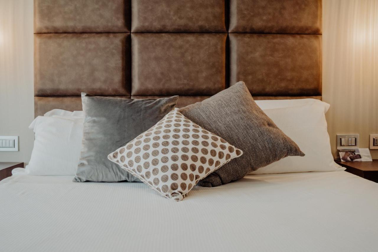 Hotel Niagara カタンザーロ エクステリア 写真