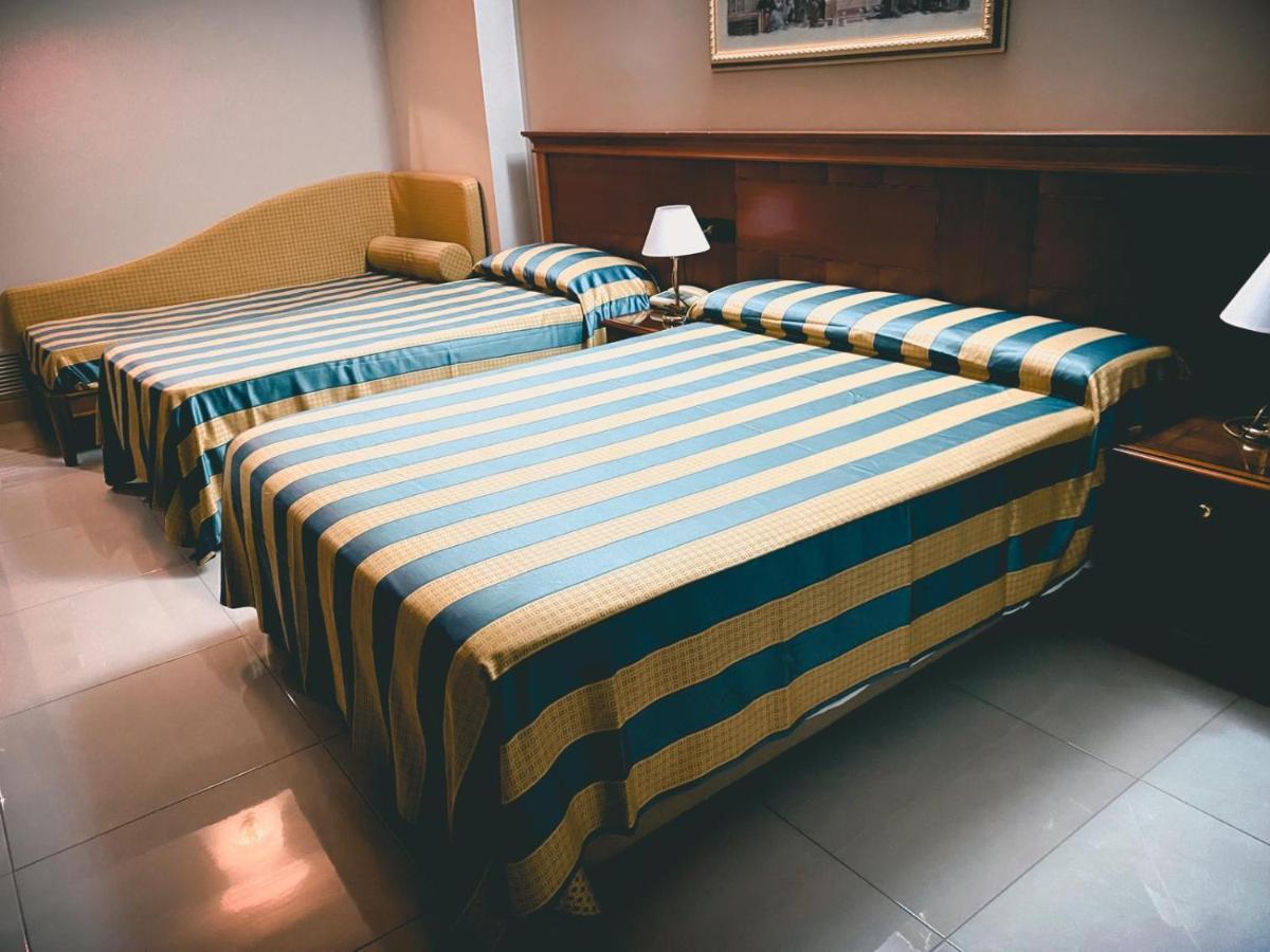 Hotel Niagara カタンザーロ エクステリア 写真