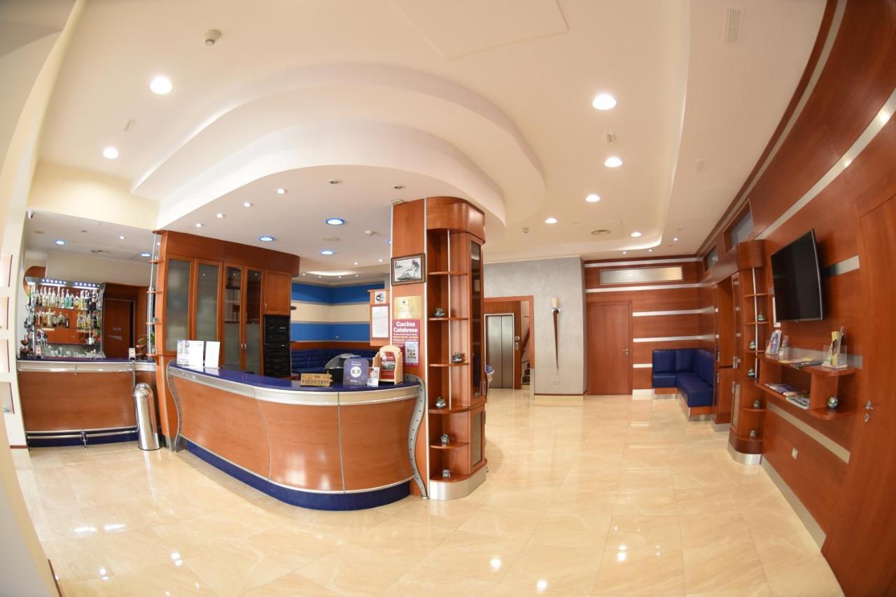 Hotel Niagara カタンザーロ エクステリア 写真